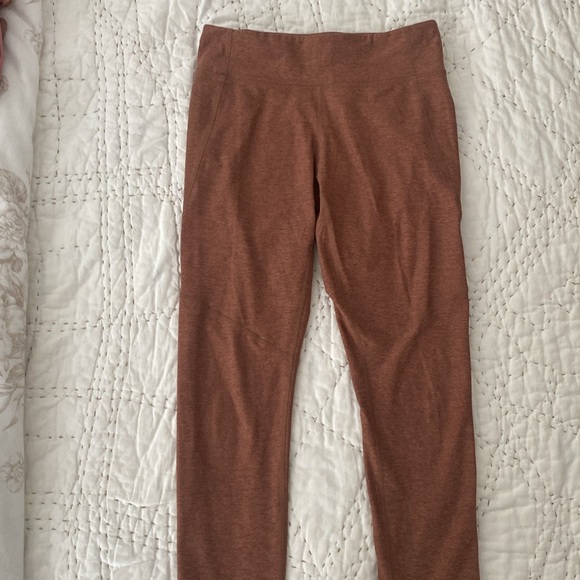 Lot of Outdoor Voices Leggings + top - Picture 7 of 7